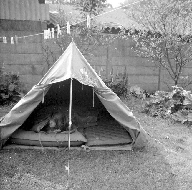 1963-anja-fam-tent-waalwijk (124K)