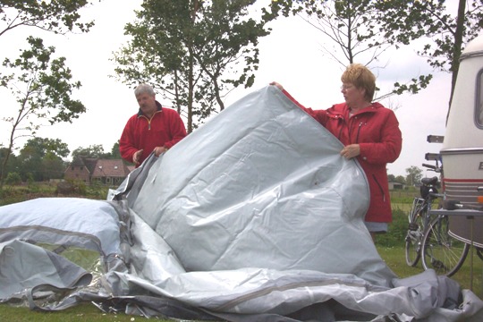 040531-tentzeil (76K)