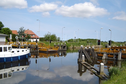 050531-brug-voor (60K)