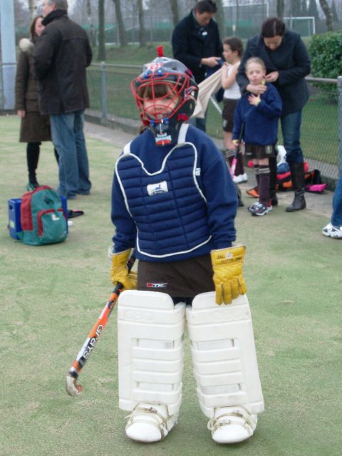 Jiska en Mieke 1e hockeywedstrijd  