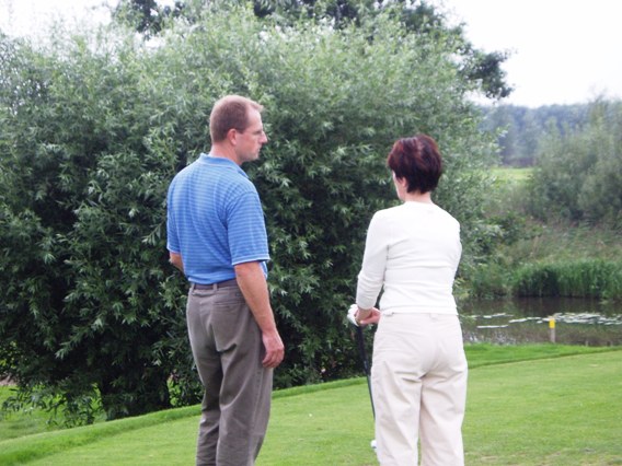 060826-serieus-overleg (73K)