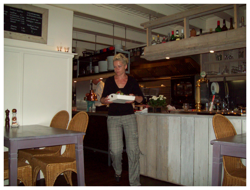 090718-vlotte-bediening (960K)